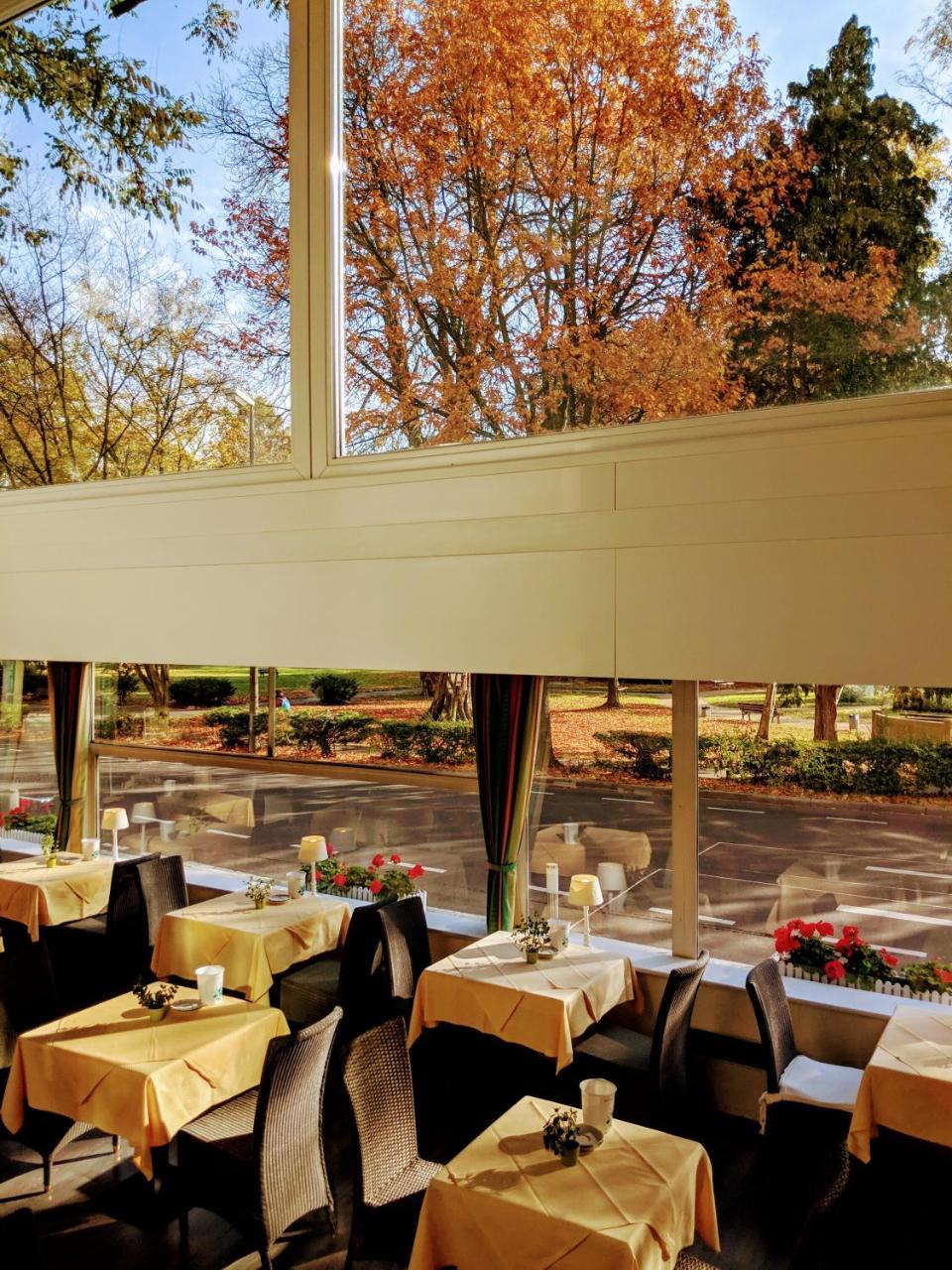 Hotel Eden Am Kurpark Bonn Exteriör bild